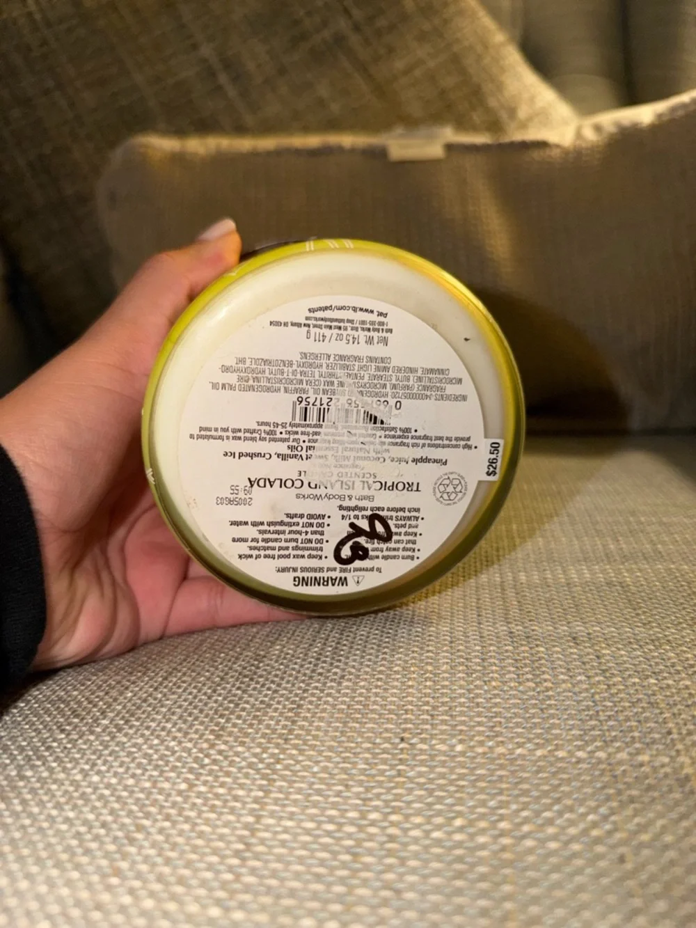 Bath & Body Works Tropical Island Colada Candle - Picture 4 of 5